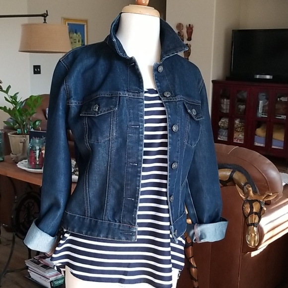 GAP Denim Jacket Size M. Dark wash denim. - Picture 1 of 7